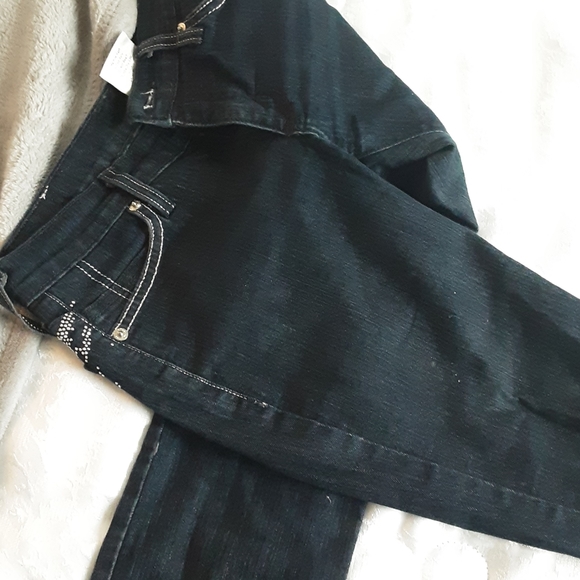 Jeans - Picture 3 of 3